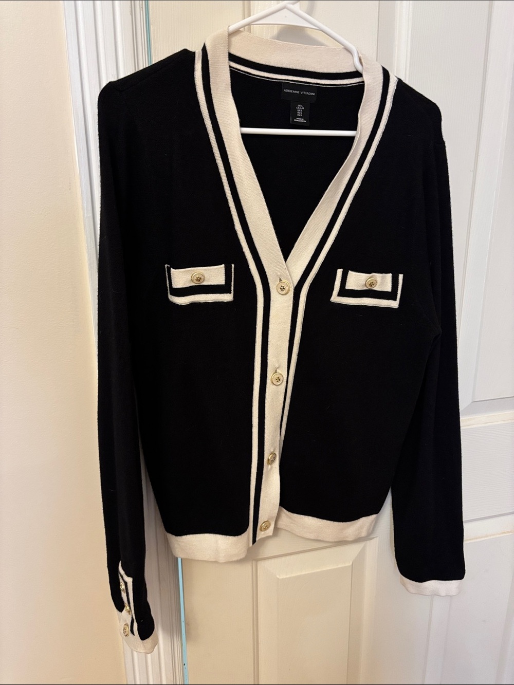 Adrienne Vittadini Black & Cream V-Neck Button Cardigan